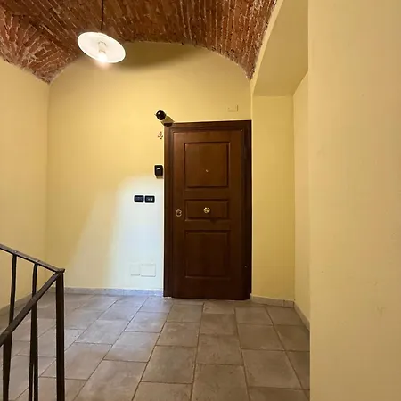 Nel Centro Storico Di 公寓 奥瓦达